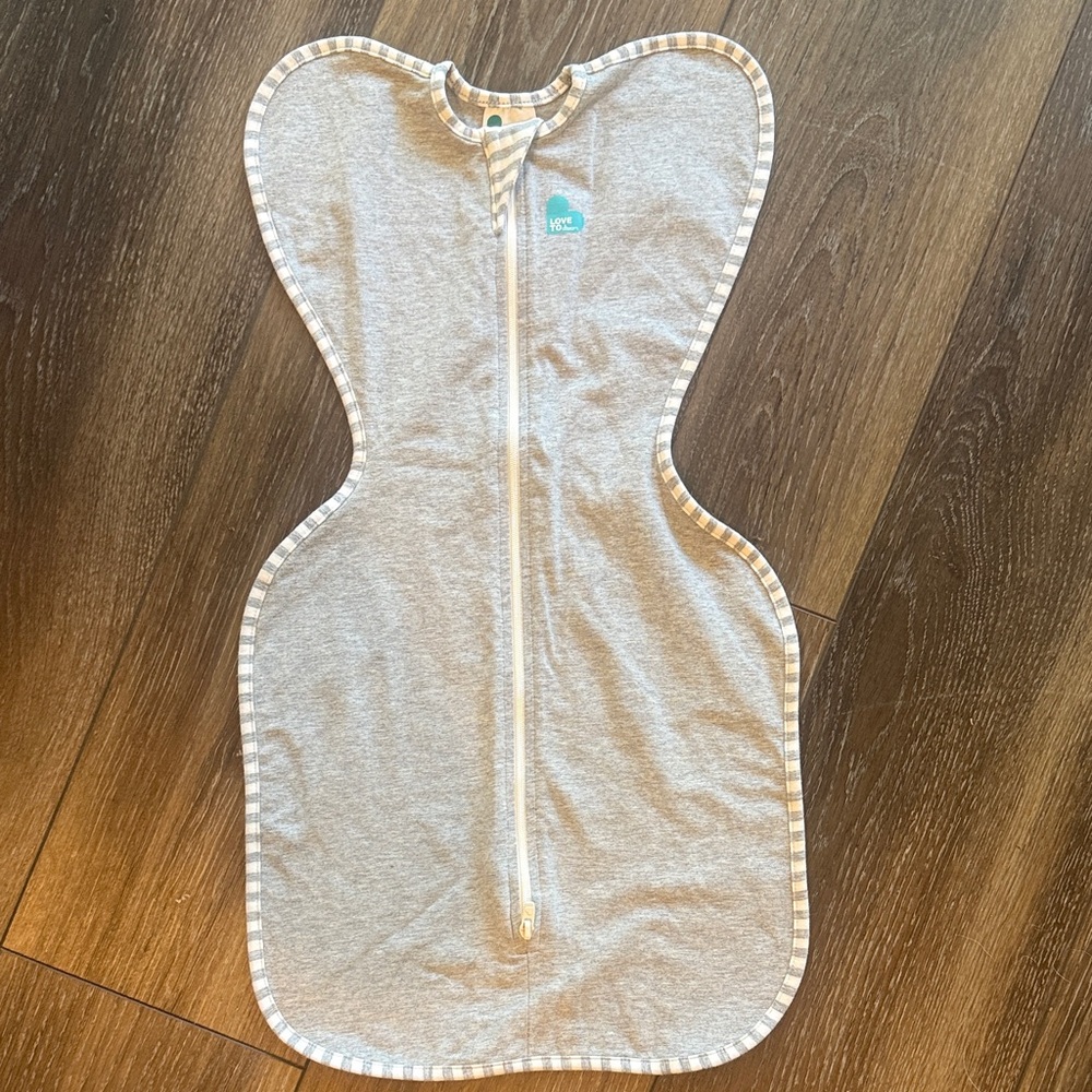 Love to Dream Swaddle UP Adaptive Original Swaddle Wrap Sz Sm 8 - 13 pounds Gray